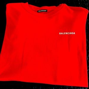 Red Balenciaga t shirt never worn size L